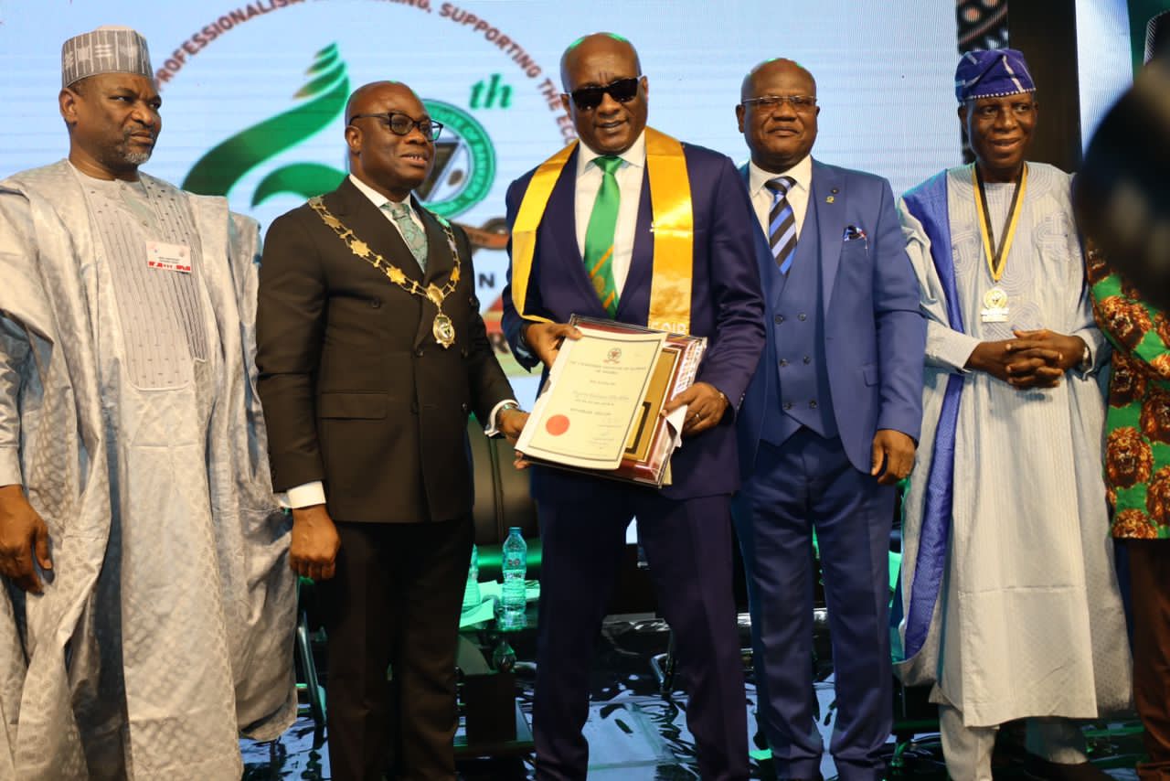 Air Peace Chairman Bags CIBN Award – By Mary IRORO