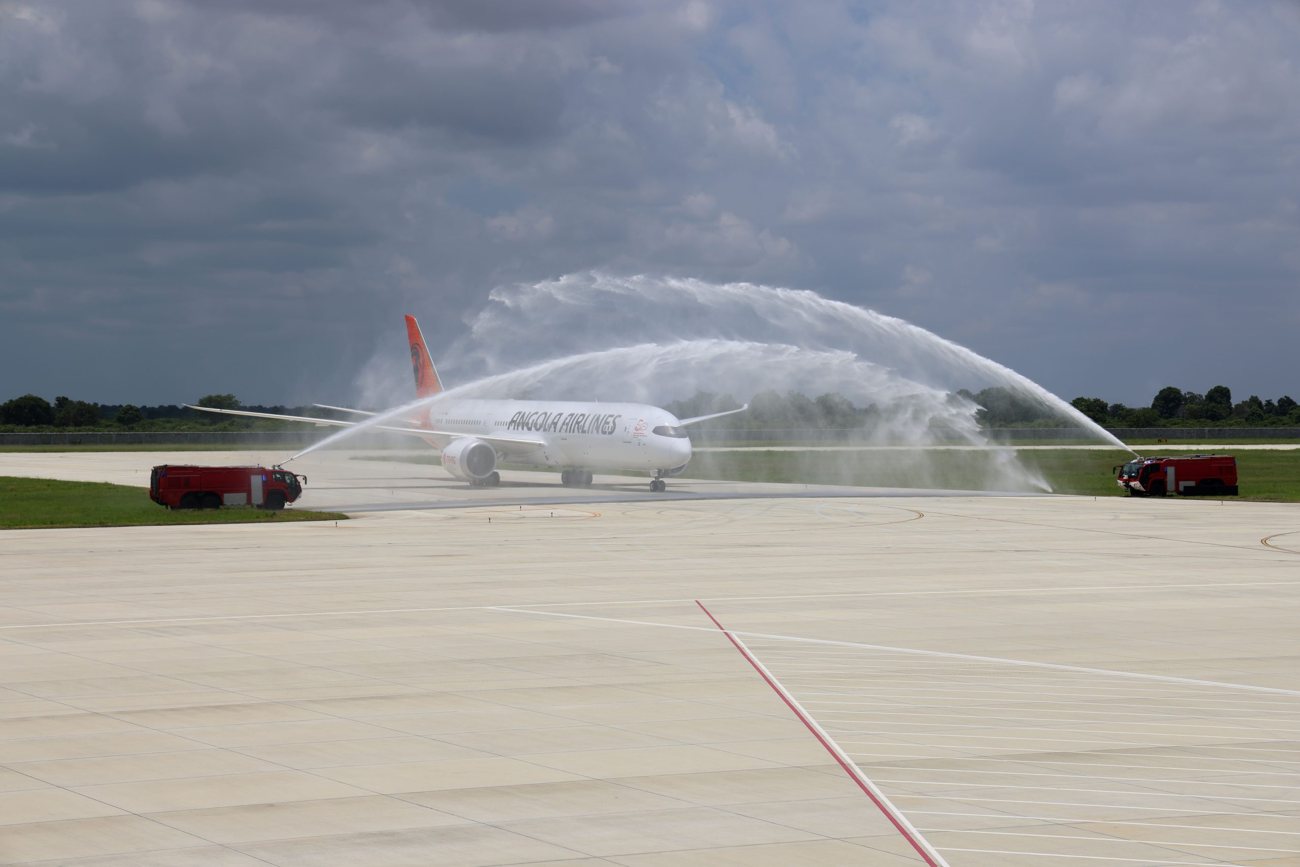 TAAG Angola Airlines Receives First B787 Dreamliner, Plans Network Expansion – By Mary IRORO